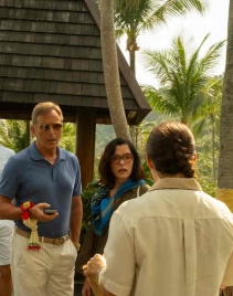 美剧《白莲花度假村》第三季中英对照剧本字幕