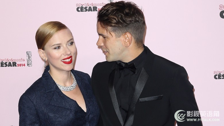 Scarlett Johansson-04.jpg