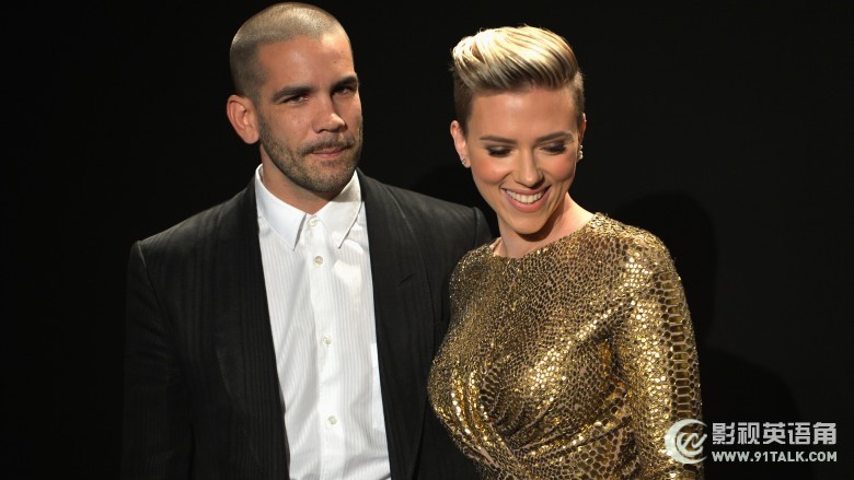 Scarlett Johansson-12.jpg