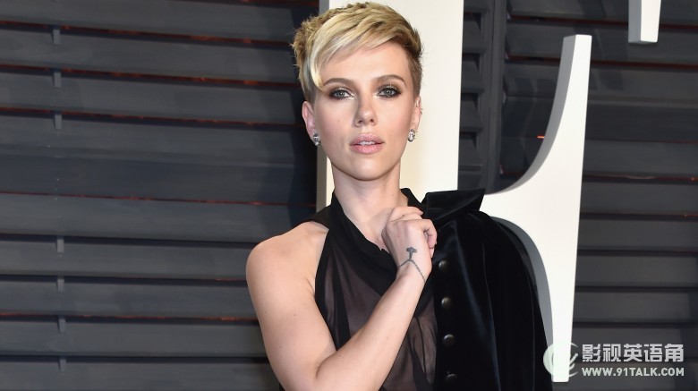 Scarlett Johansson-13.jpg