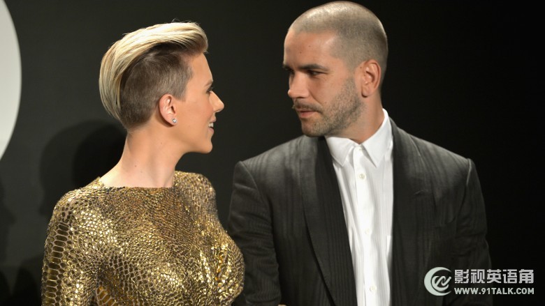 Scarlett Johansson-15.jpg